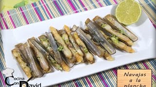 Navajas a la Plancha con Ajo y Perejil  Receta [upl. by Einamrej]