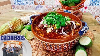 Receta Caldo de mollejas de pollo  Cocineros Mexicanos [upl. by Ojillib]