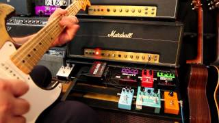 Van Halen  Distorted Phase Echo amp Chorus Tricks [upl. by Adnolahs942]