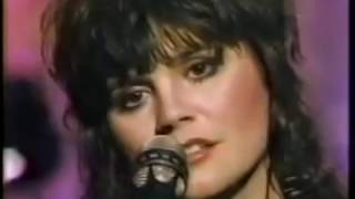 Linda Ronstadt on The Tonight Show  March 3rd 1983 [upl. by Dupin]